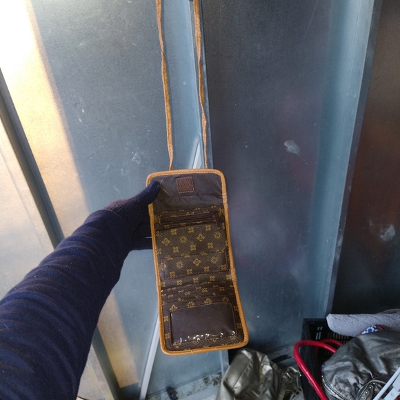 Wallet - Picture 3 of 3